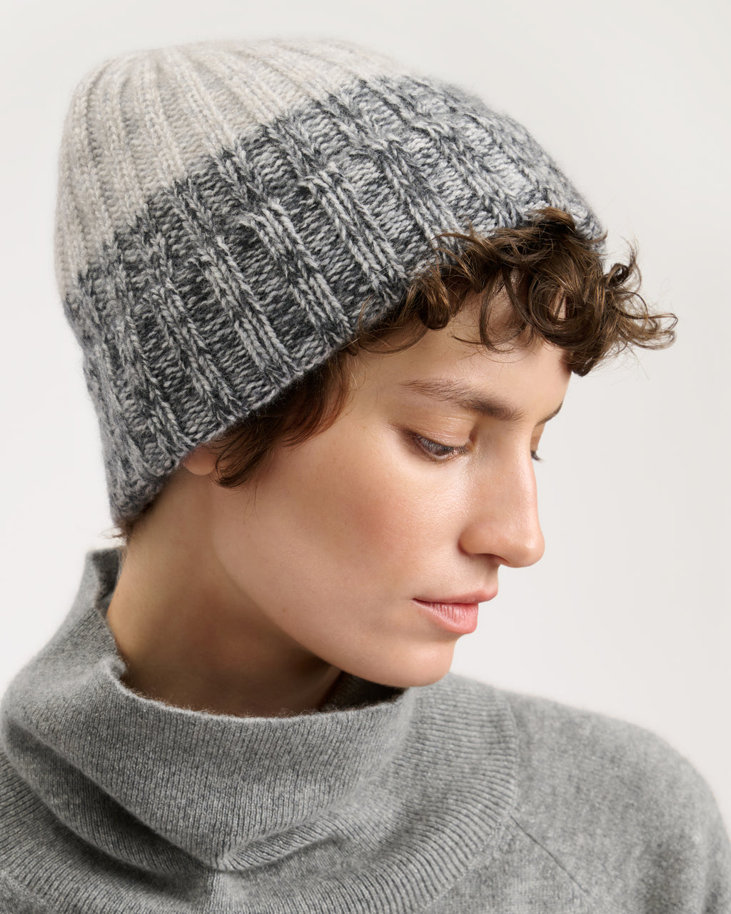 RIBBED BEANIE Blend