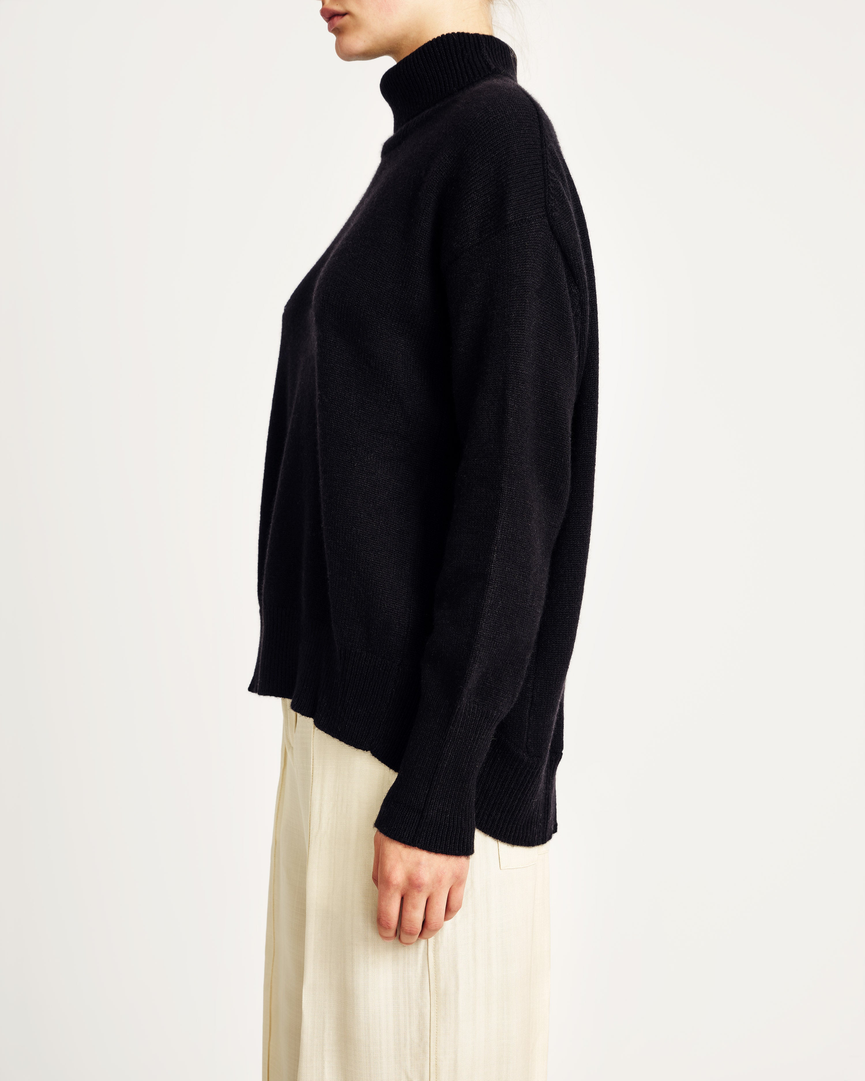 PARO Black - Santosh clothing